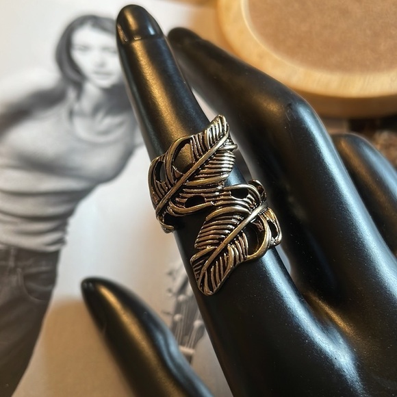 Bohemian Feather Wrap Womens Ring - Picture 8 of 16